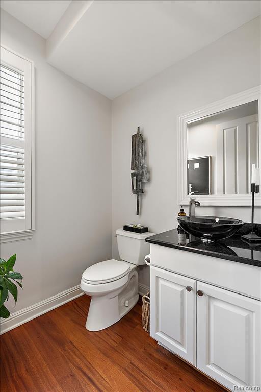 4404 Navin Field Lane