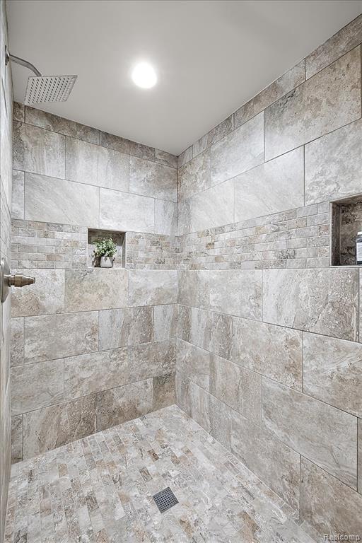 4404 Navin Field Lane