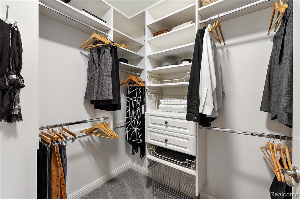 4404 Navin Field Lane