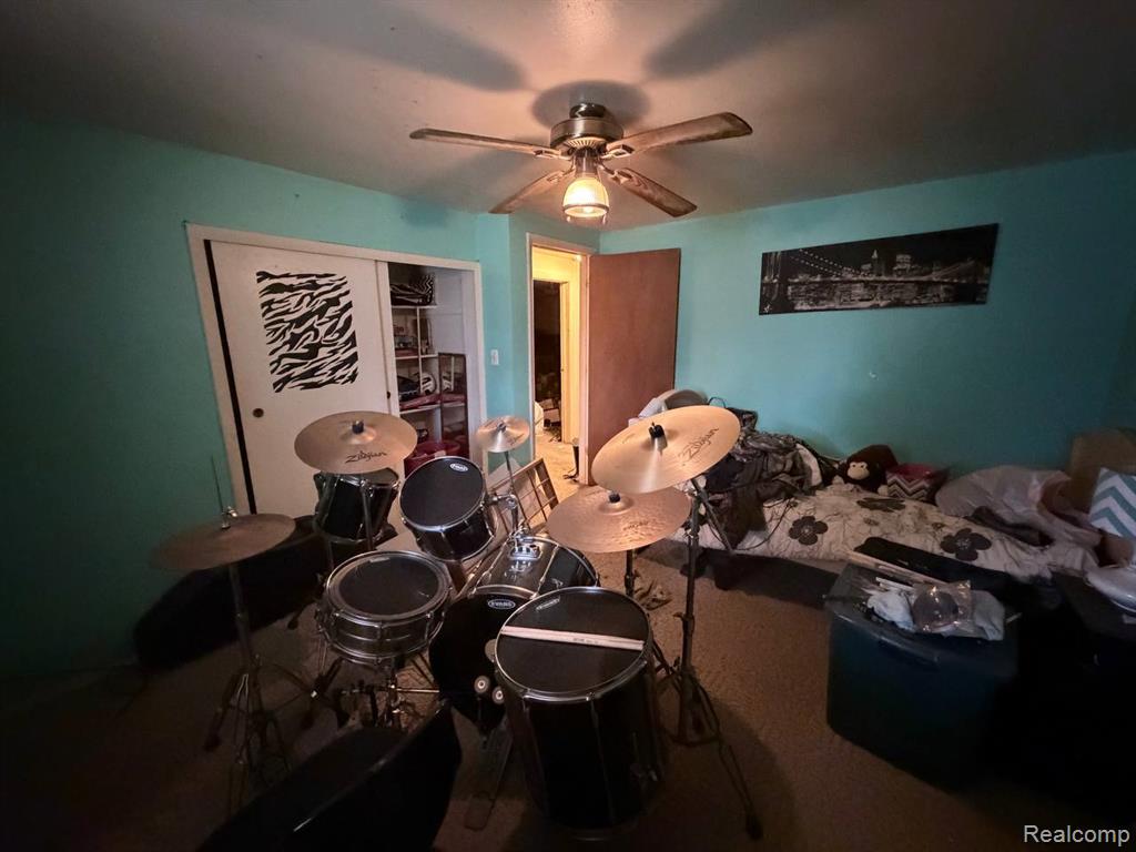 10157 Willowbrook Drive