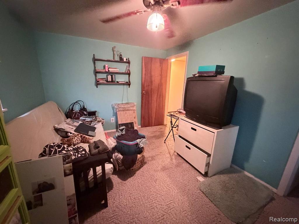 10157 Willowbrook Drive