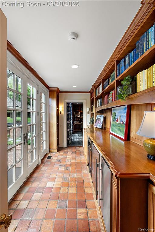 1045 Country Club Road