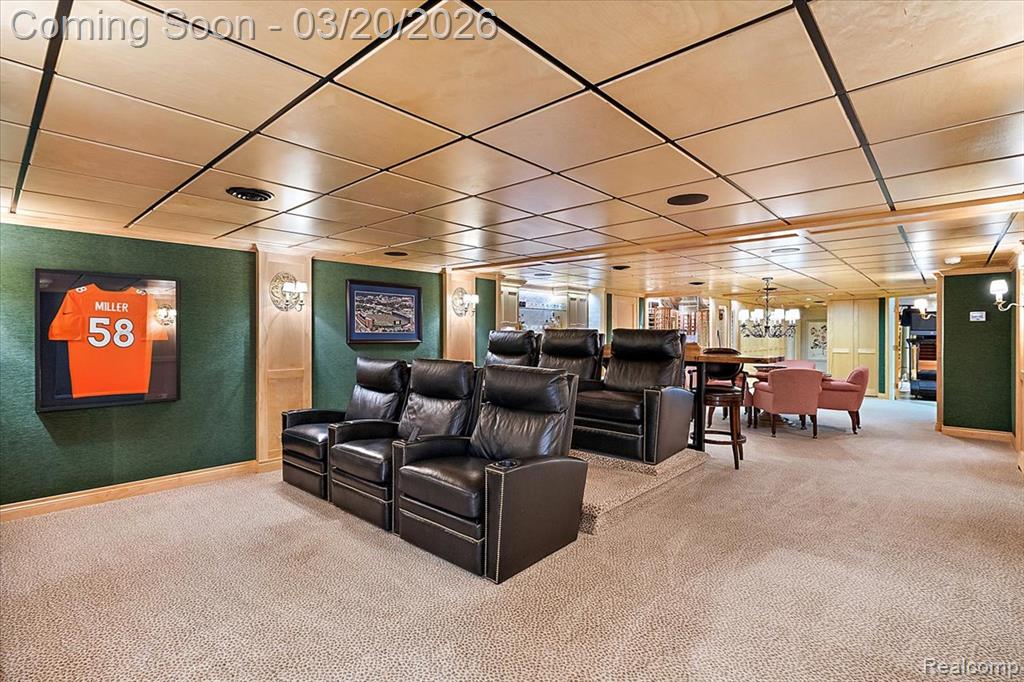 1045 Country Club Road