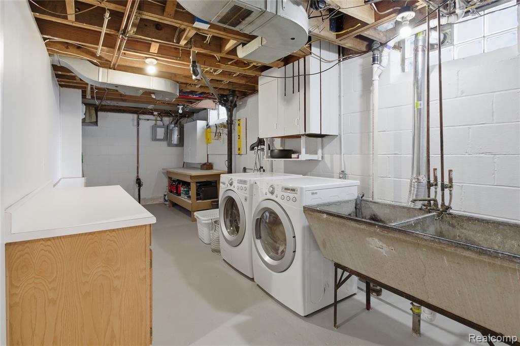 17560 Birwood Avenue