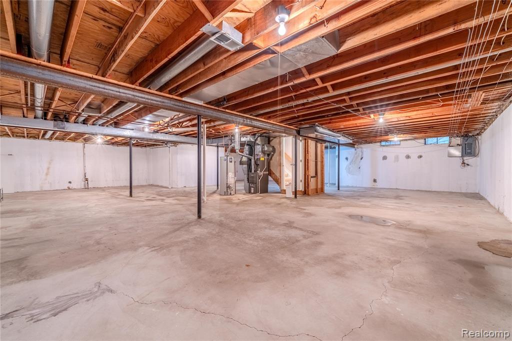 36713 Tanglewood Lane
