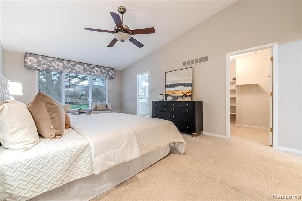 36713 Tanglewood Lane