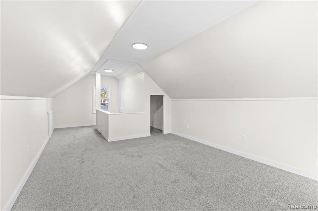 14092 Knox Avenue