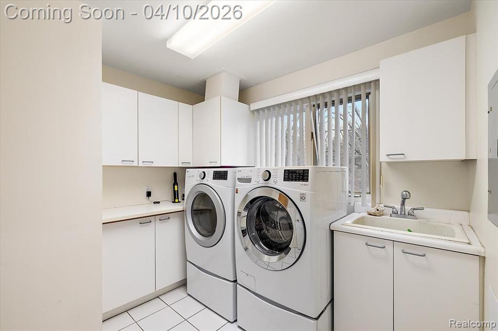 2295 Shore Hill Drive