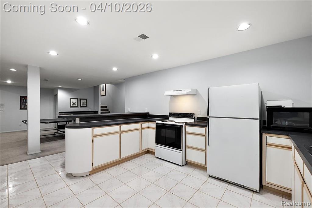 2295 Shore Hill Drive