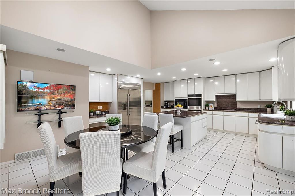 2295 Shore Hill Drive