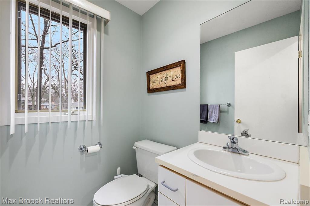 2295 Shore Hill Drive