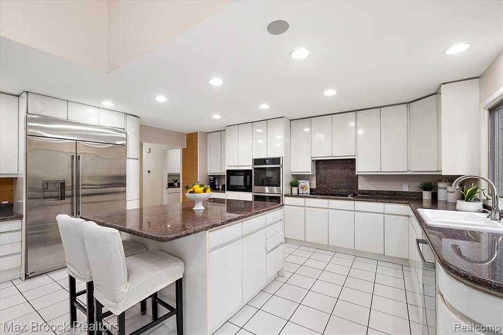 2295 Shore Hill Drive