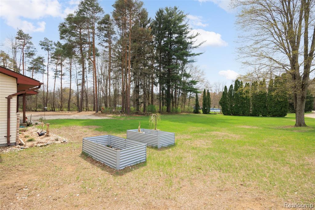 8639 Stone Road