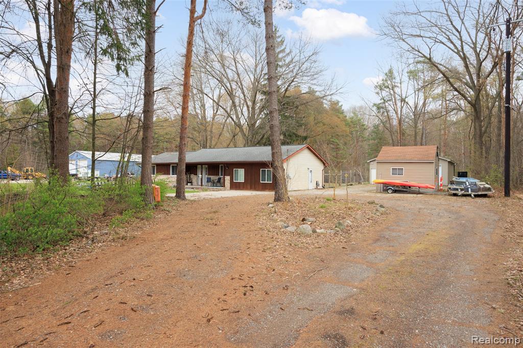 8639 Stone Road