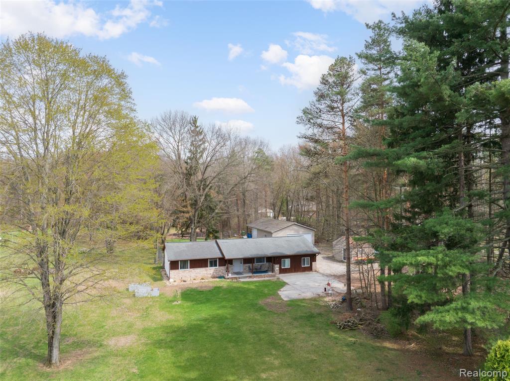 8639 Stone Road