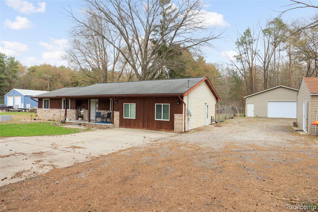 8639 Stone Road