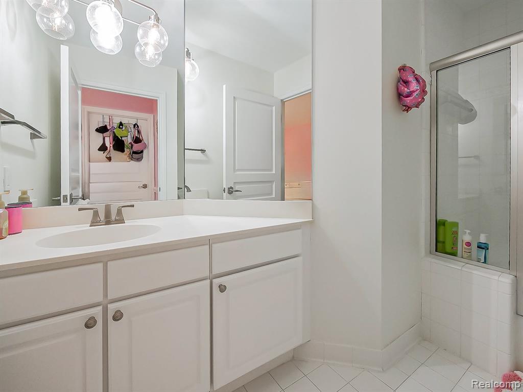 3586 Walnut Brook Drive