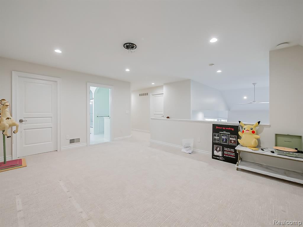 3586 Walnut Brook Drive