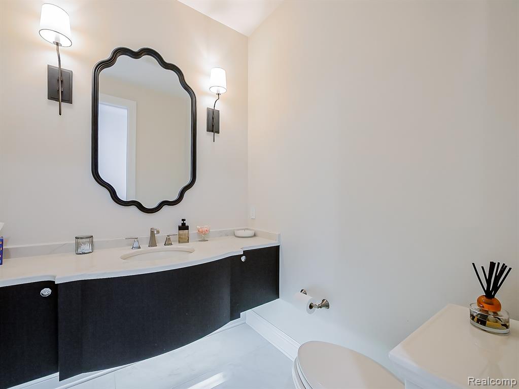 3586 Walnut Brook Drive