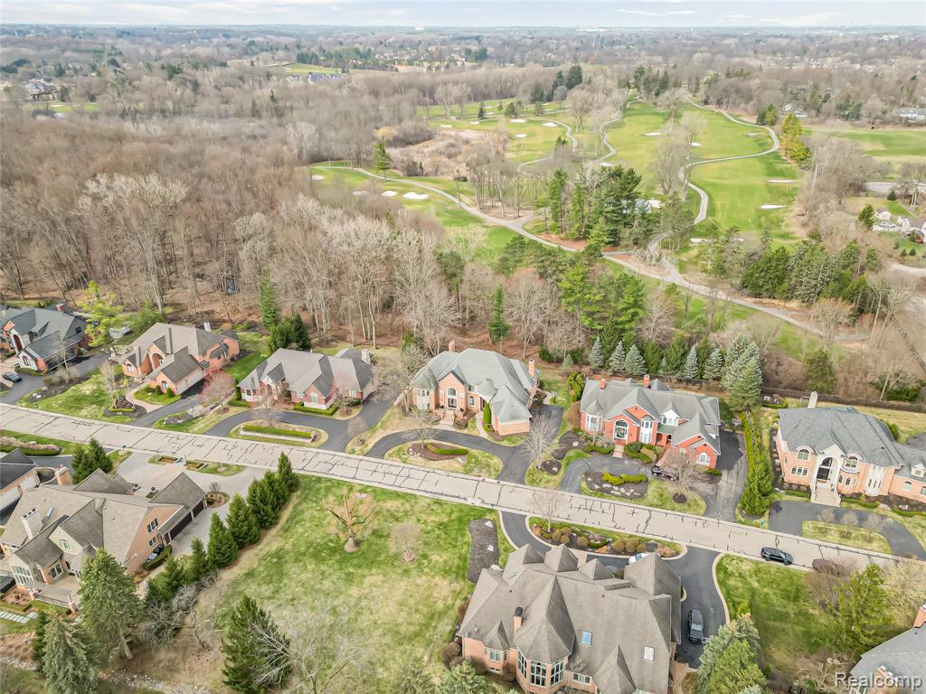 3586 Walnut Brook Drive