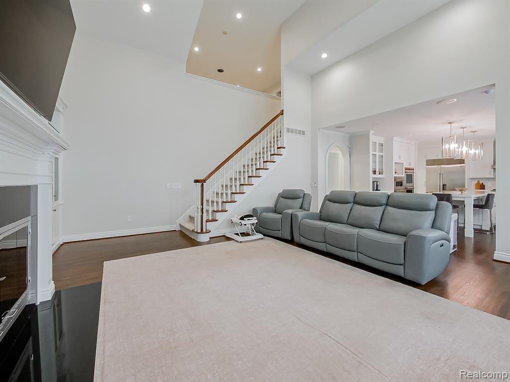 3586 Walnut Brook Drive