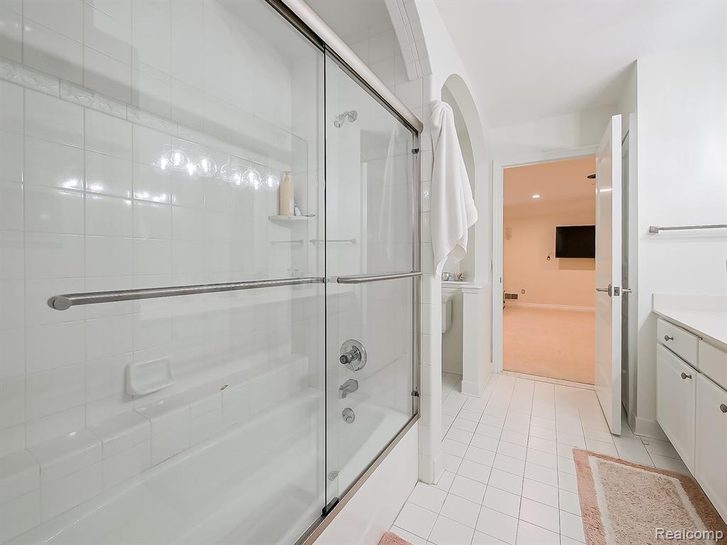 3586 Walnut Brook Drive