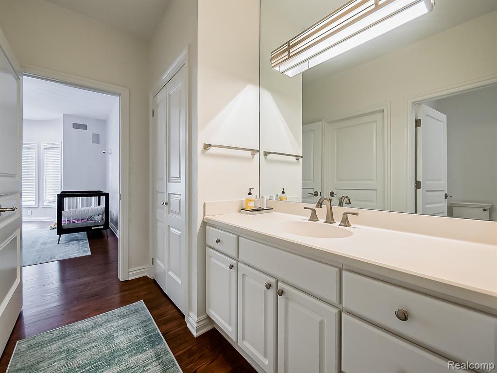 3586 Walnut Brook Drive