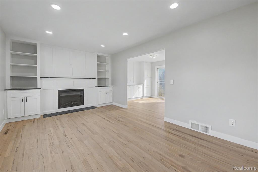 22640 Cedar Court