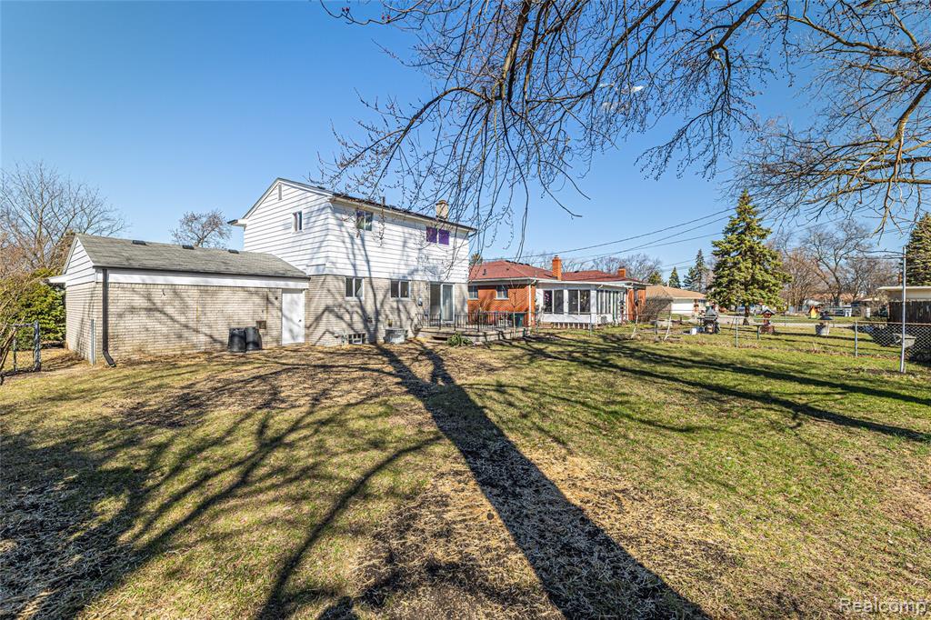 22640 Cedar Court