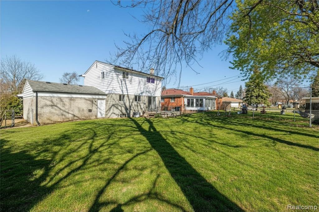 22640 Cedar Court