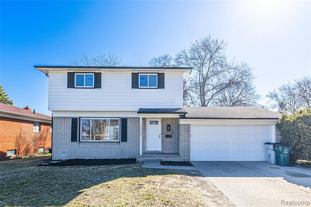 22640 Cedar Court