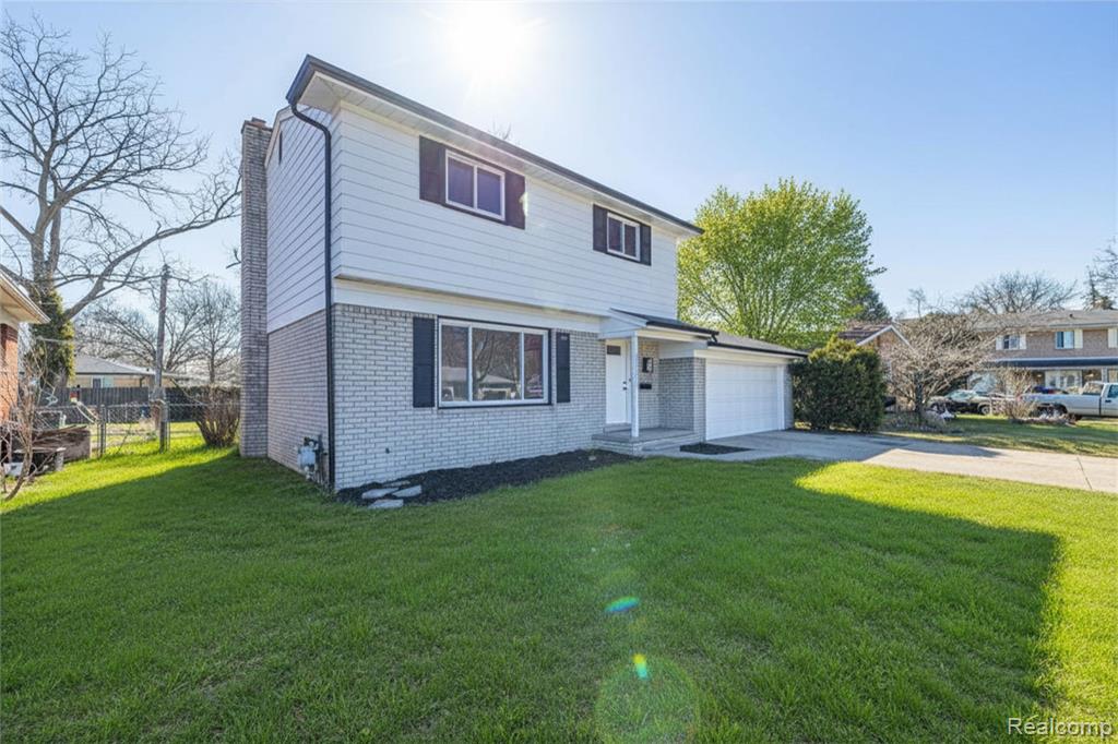 22640 Cedar Court