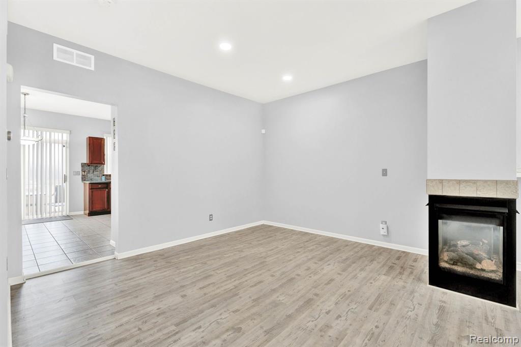 42849 Richmond Drive
