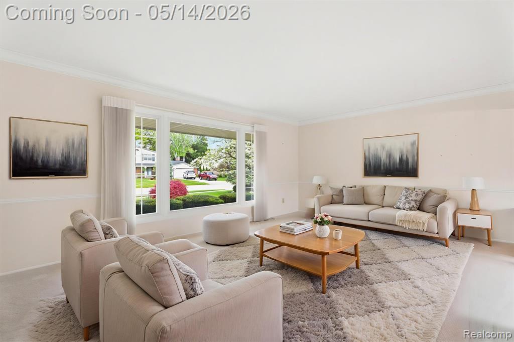 16299 Edgewood Drive