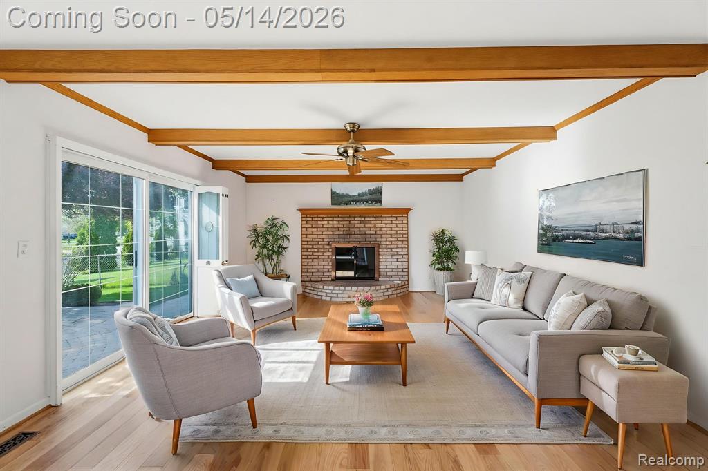 16299 Edgewood Drive