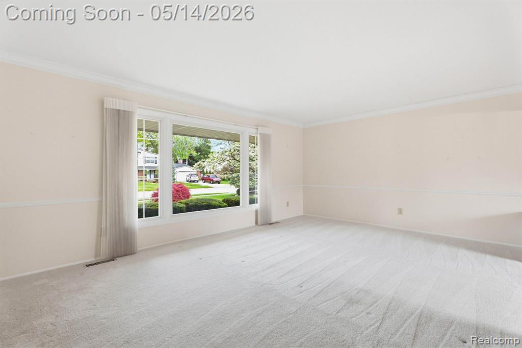 16299 Edgewood Drive