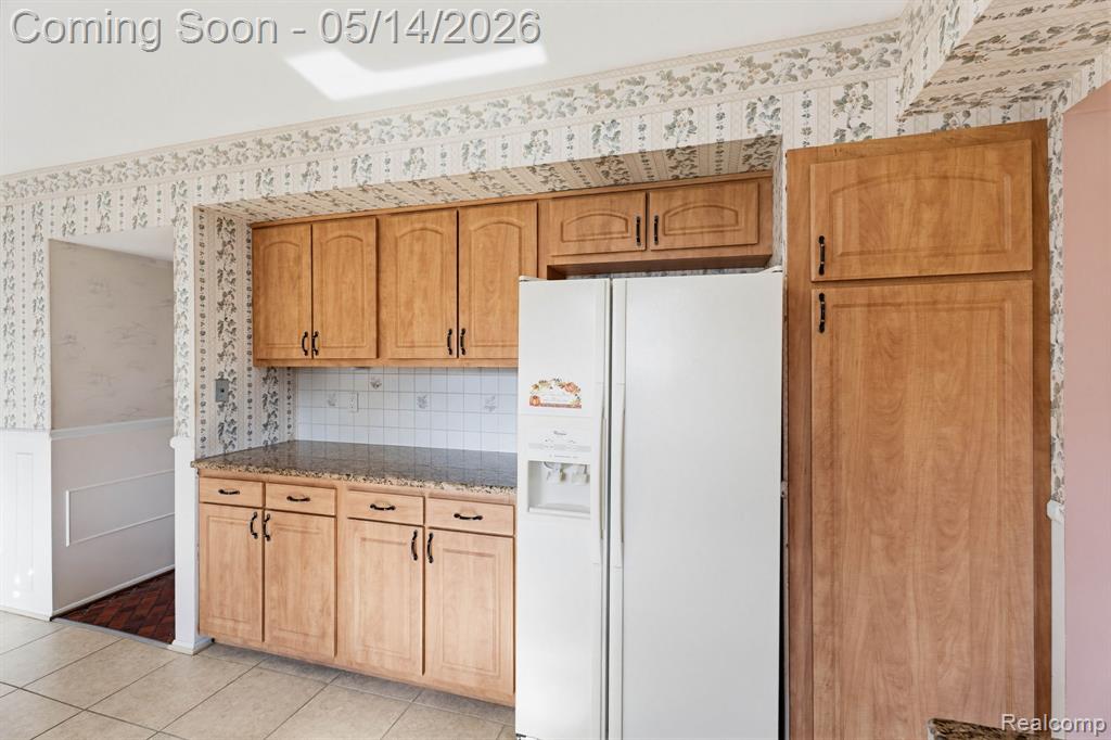 16299 Edgewood Drive
