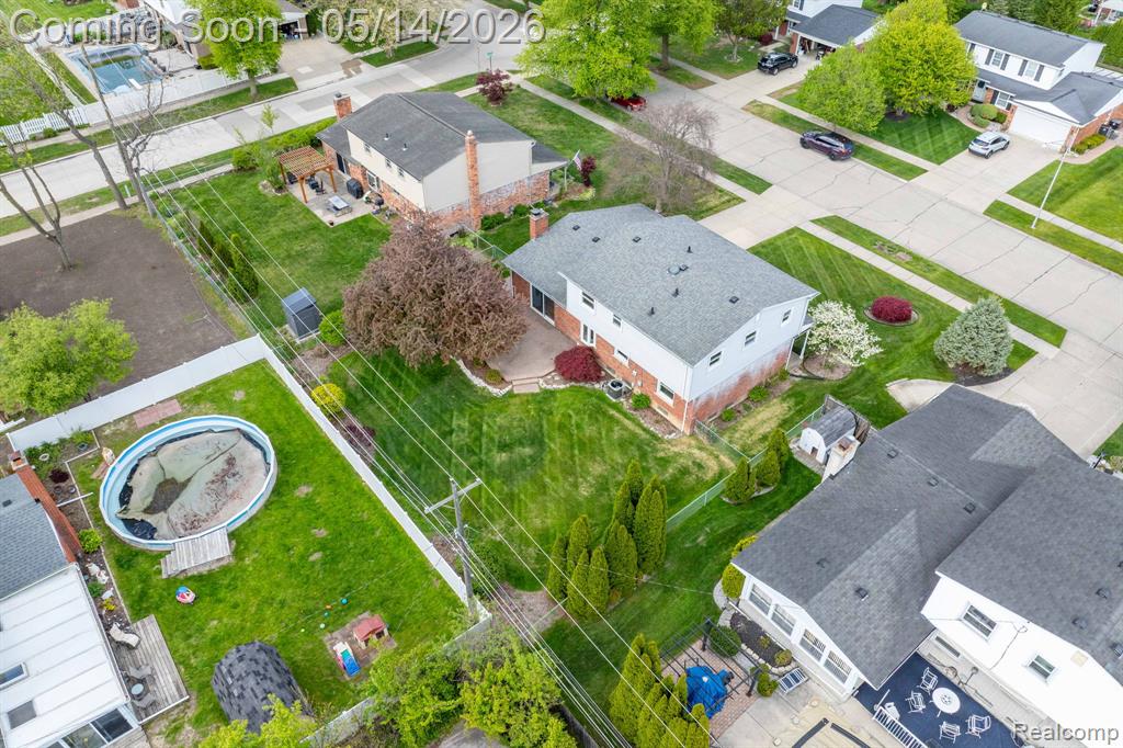 16299 Edgewood Drive