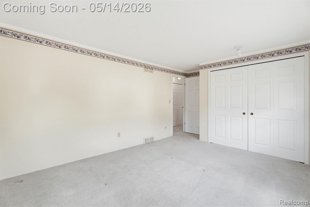 16299 Edgewood Drive