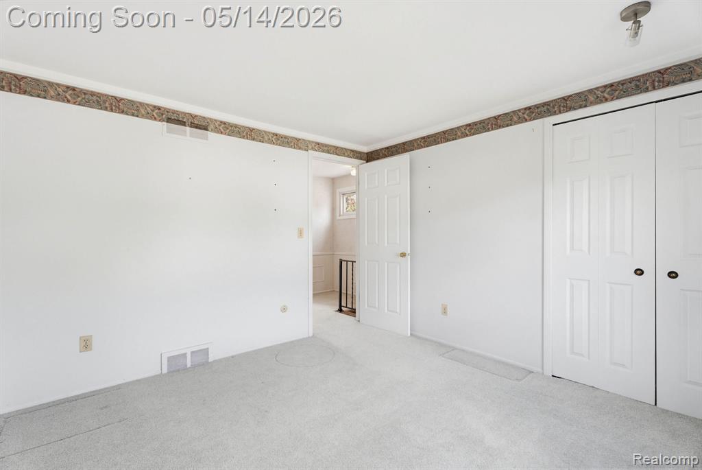 16299 Edgewood Drive