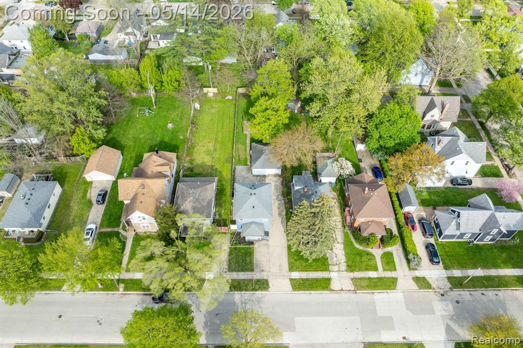 92 Eldredge Street
