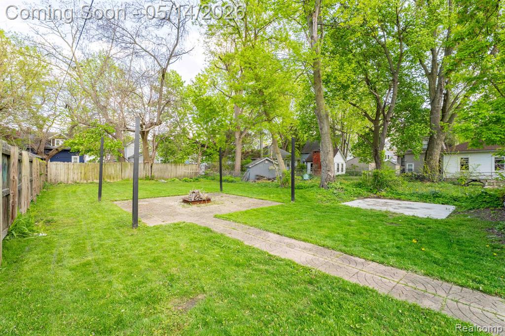 92 Eldredge Street