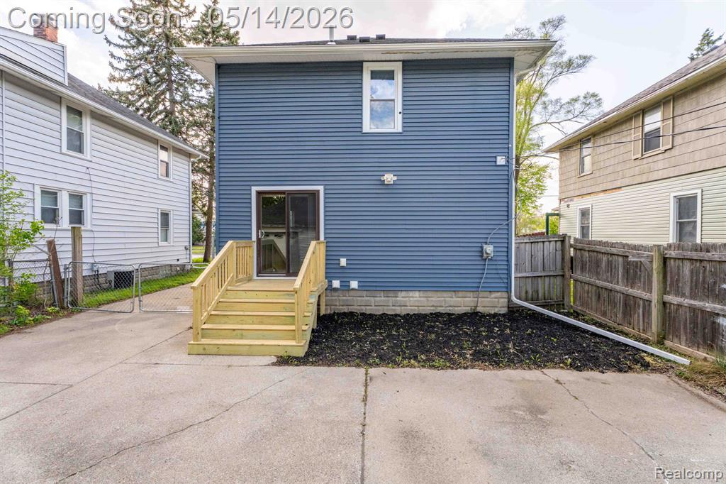 92 Eldredge Street