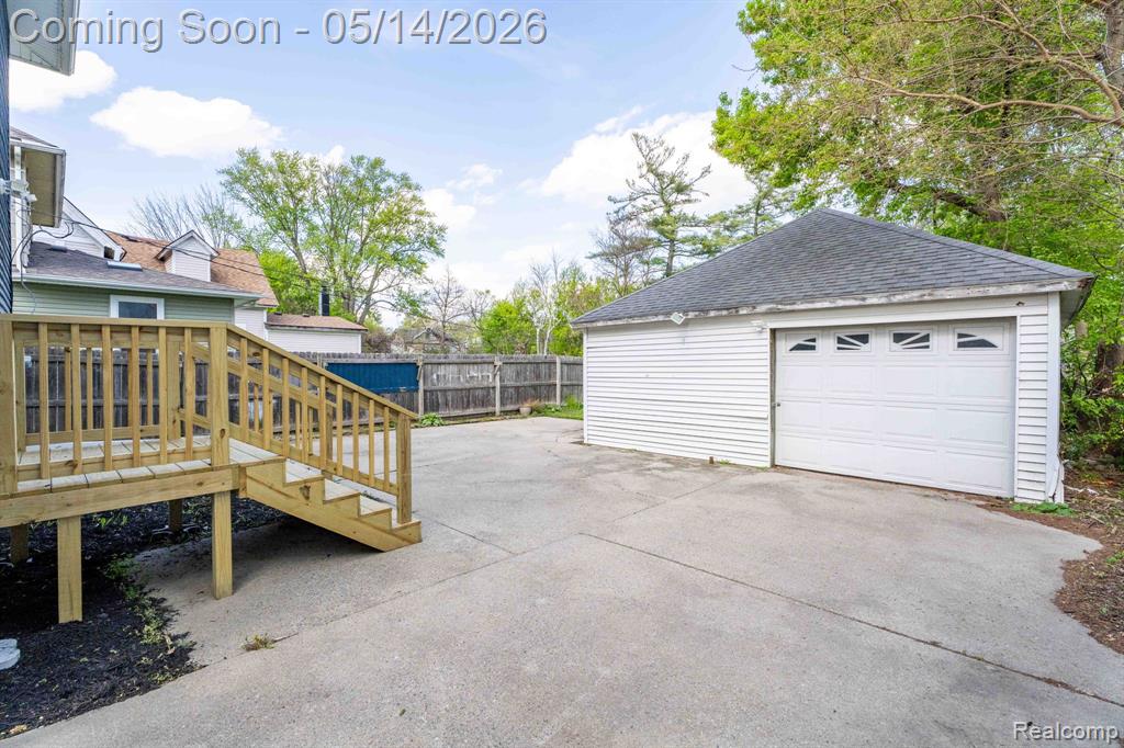92 Eldredge Street