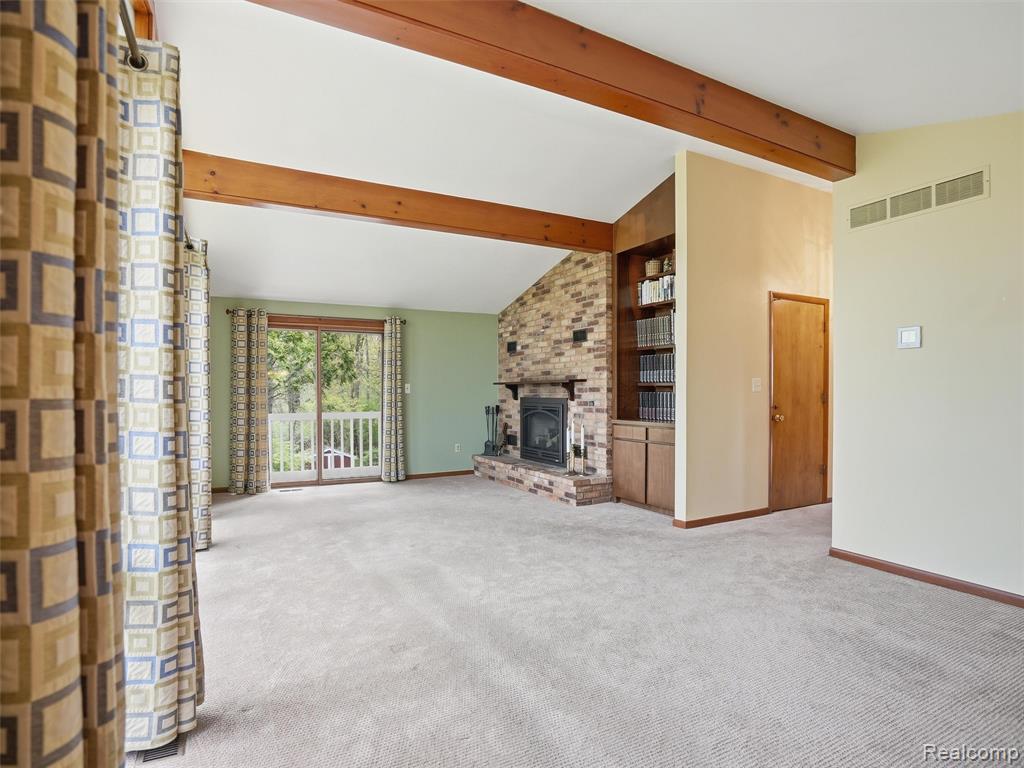 8645 Fieldcrest Drive