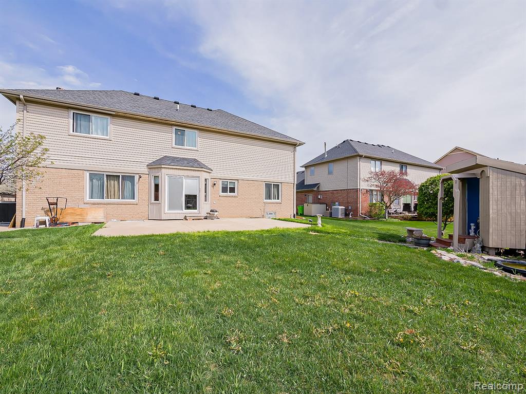 48199 Lafayette Drive