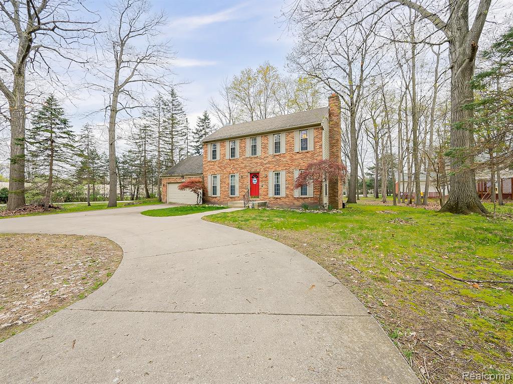 3688 Old Creek Road
