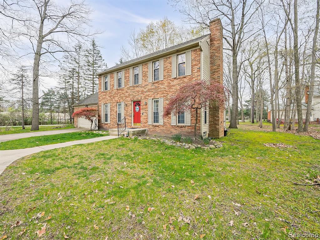 3688 Old Creek Road