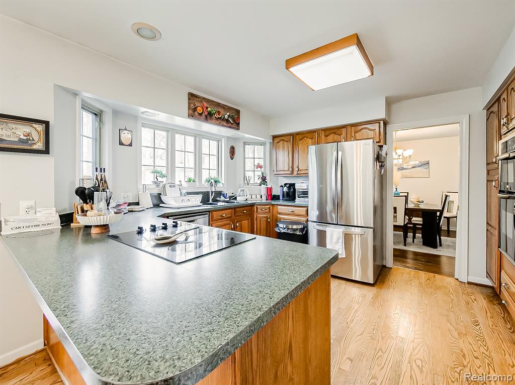 3688 Old Creek Road