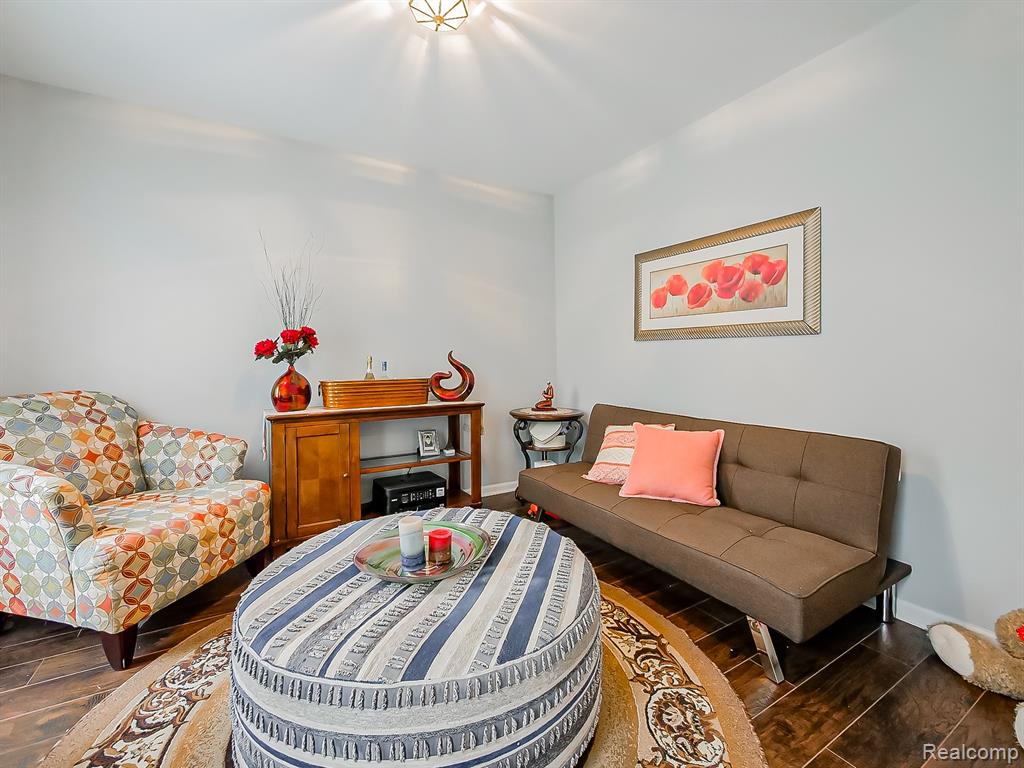 3688 Old Creek Road